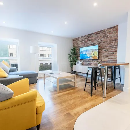 شقة Modern Canal View Home, In Centre, Sleeps 8